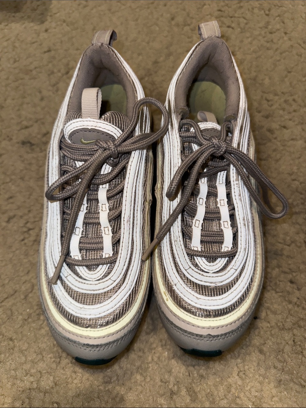 Nike Kids Sneakers Size 3 1/2